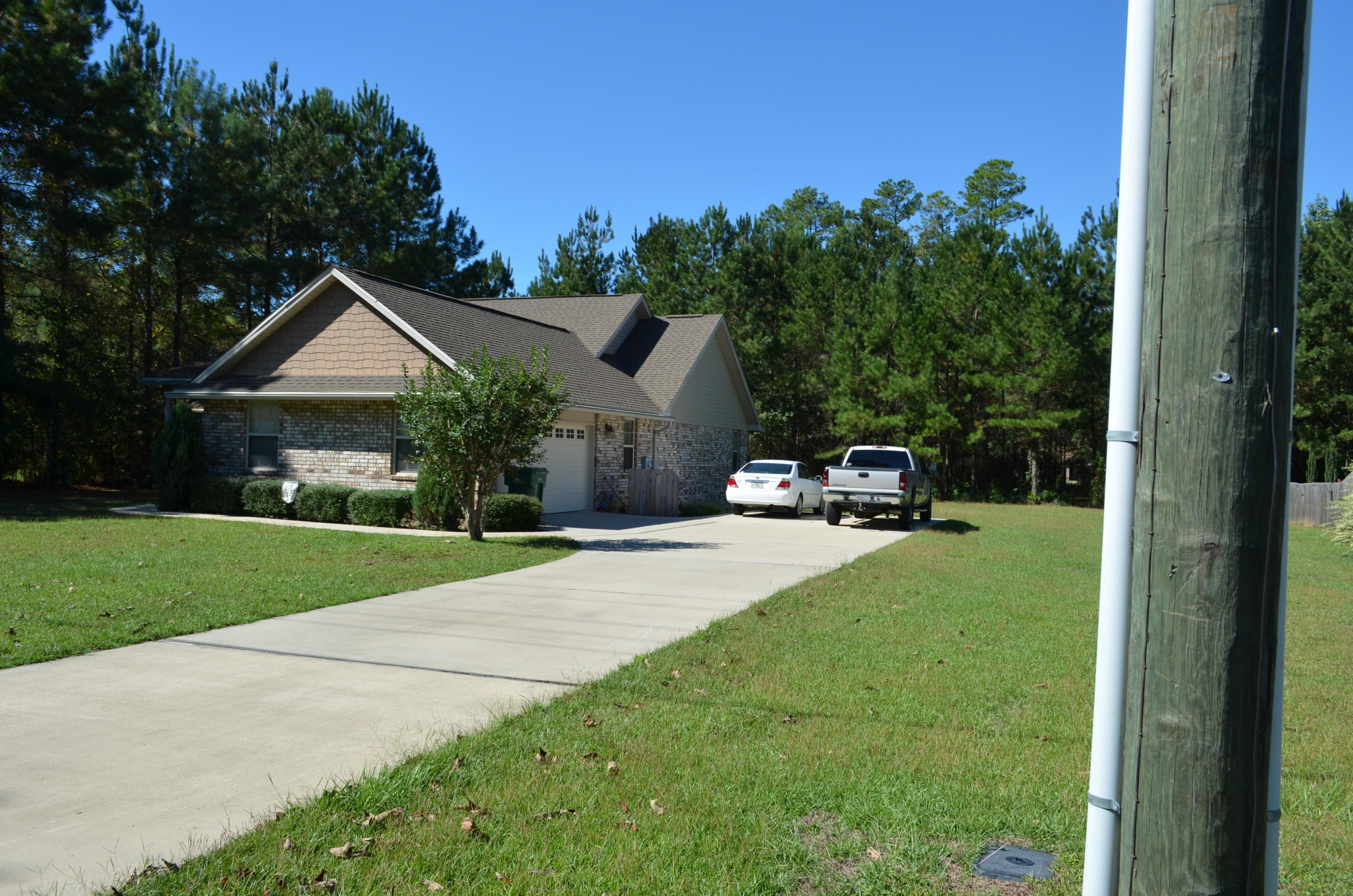 5816 Roberts Road Crestview, FL 32536 - Photo 3 of 68 DSC_0381 1