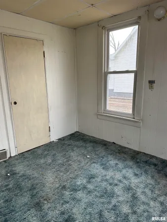 $49,900 | 569 Custer Place, Canton, IL 61520