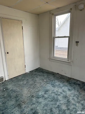 $49,900 | 569 Custer Place, Canton, IL 61520