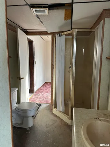 $49,900 | 569 Custer Place, Canton, IL 61520