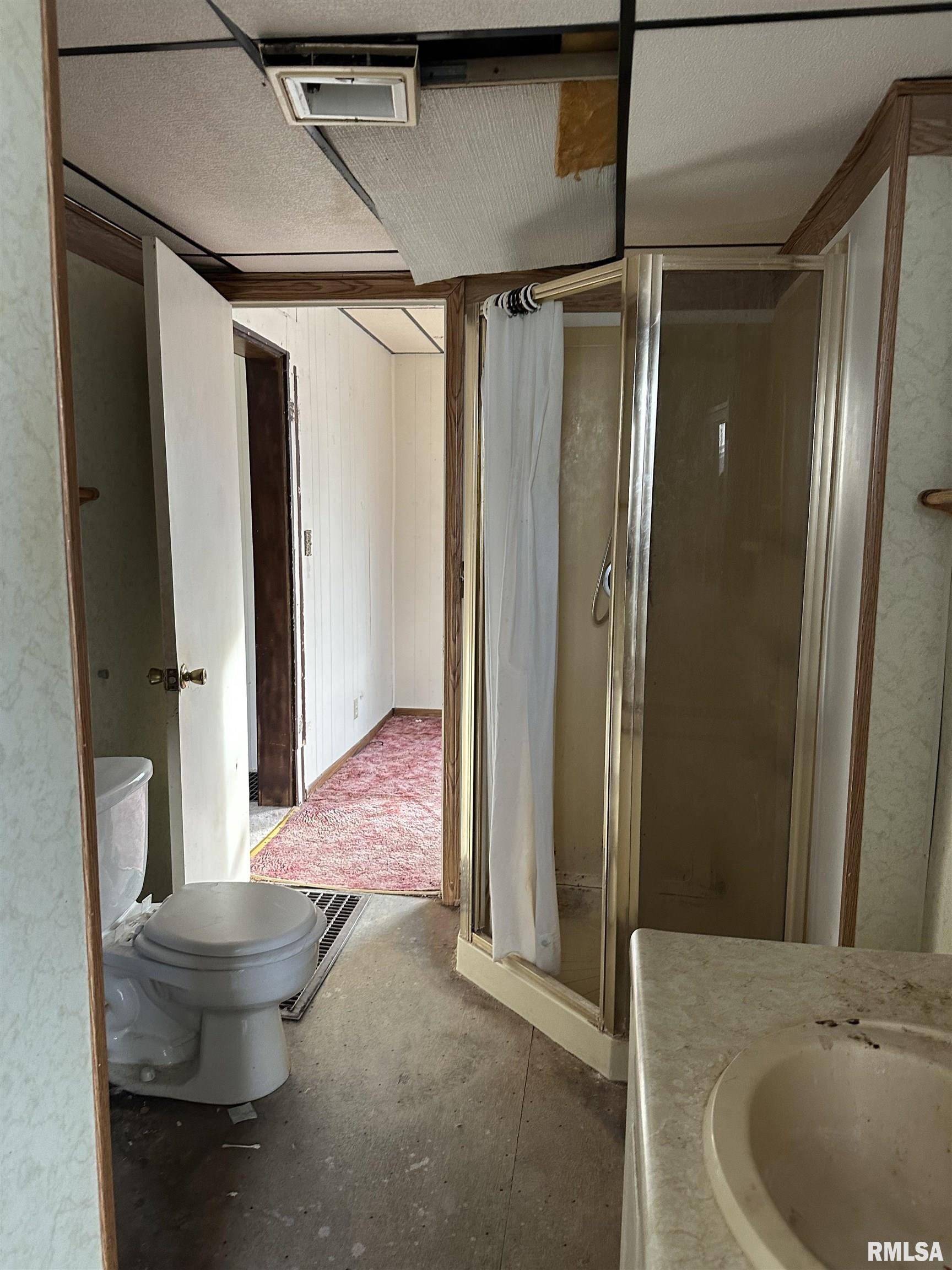 569 Custer Place Canton, IL 61520 - Photo 6 of 9