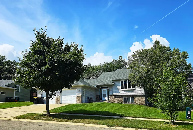 $389,900 | 1703 20th Avenue Northeast, Rochester, MN 55906