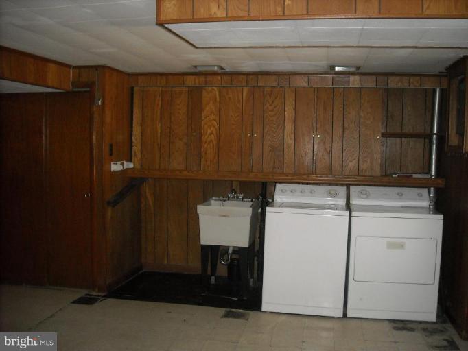 5741 Edgepark Road Baltimore, MD 21239 - Photo 15 of 16