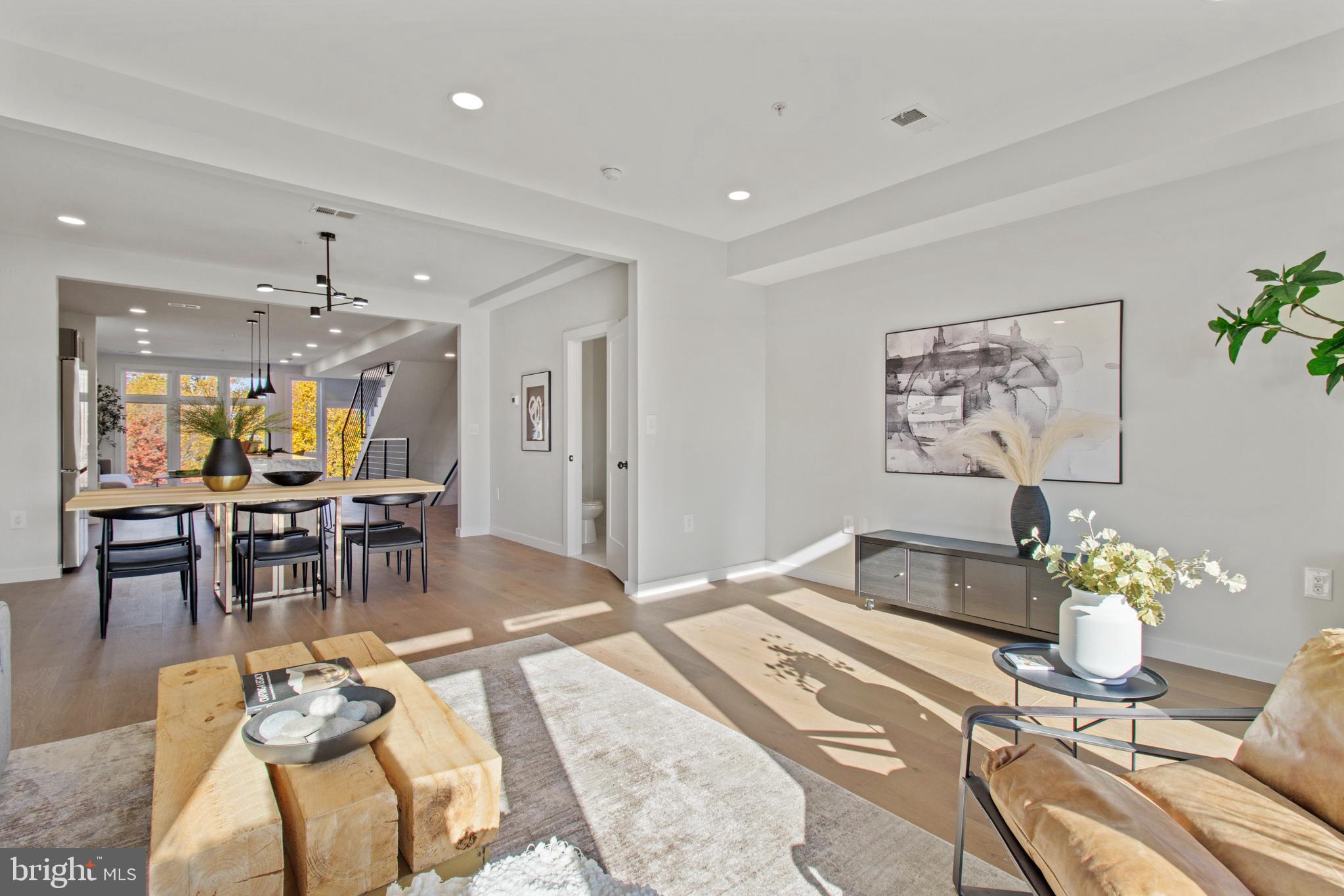 4331 Kansas Avenue Northwest, Unit 2 Washington, DC 20011 - Photo 3 of 37