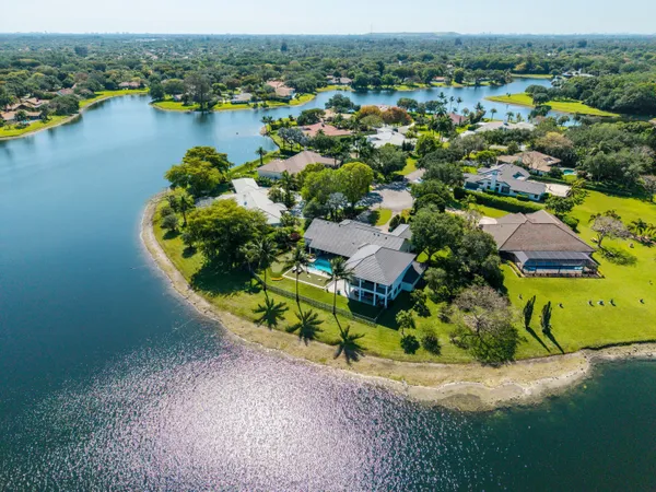 $2,700,000 | 7031 Ventura Court, Parkland, FL 33067