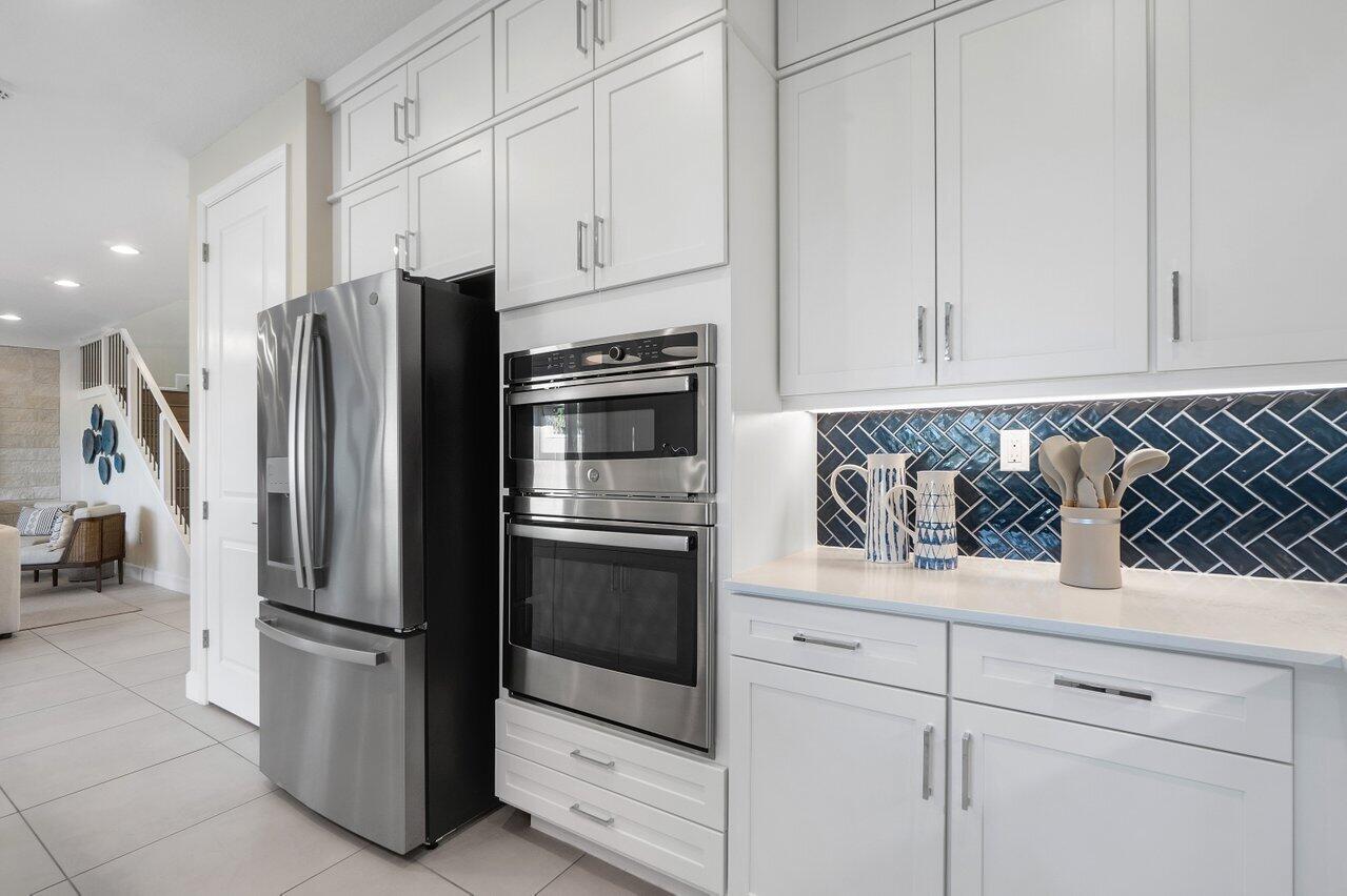 19227 Rolling Acrs Road Loxahatchee, FL 33470 - Photo 12 of 39 Kitchen View