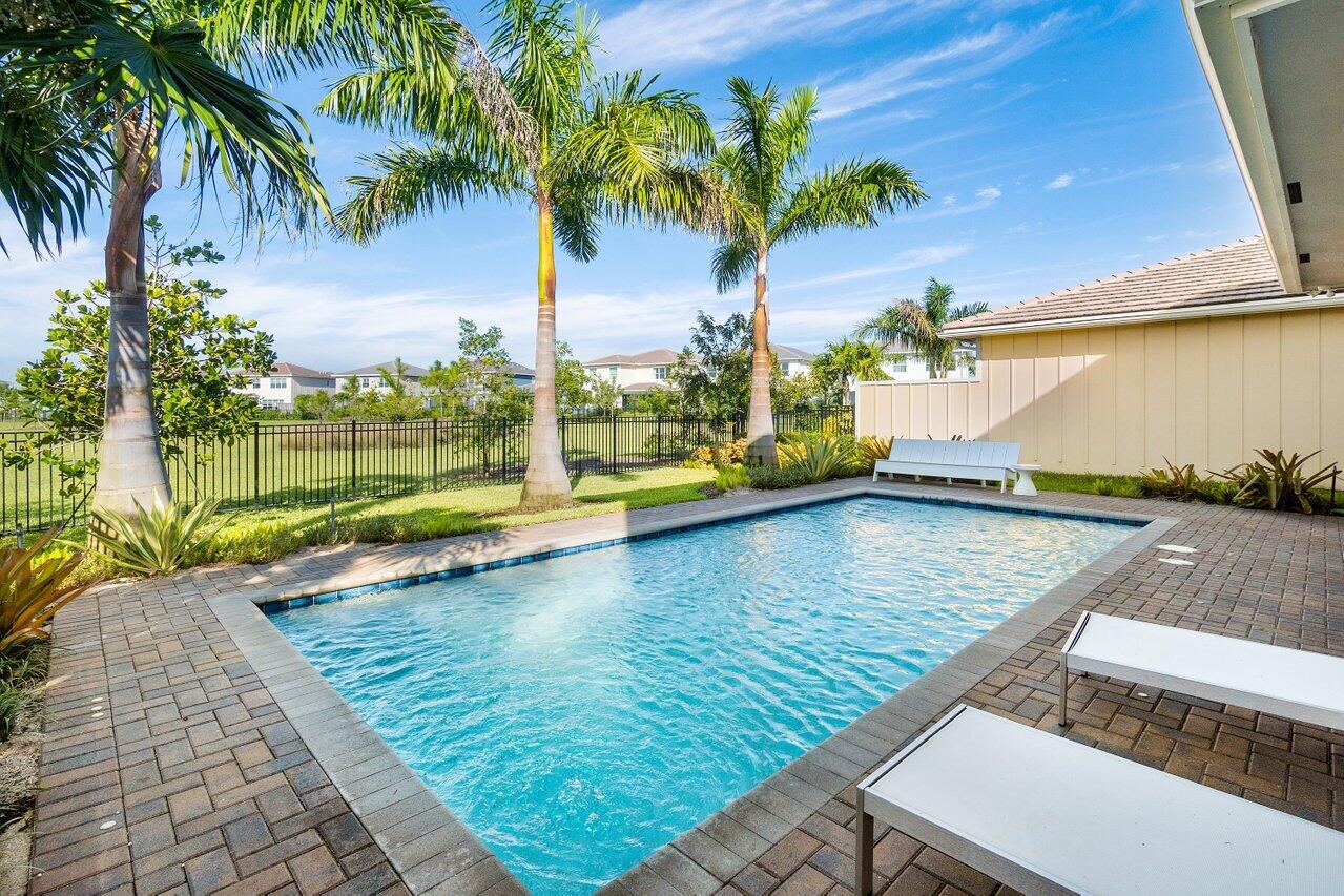 19227 Rolling Acrs Road Loxahatchee, FL 33470 - Photo 33 of 39 Pool View
