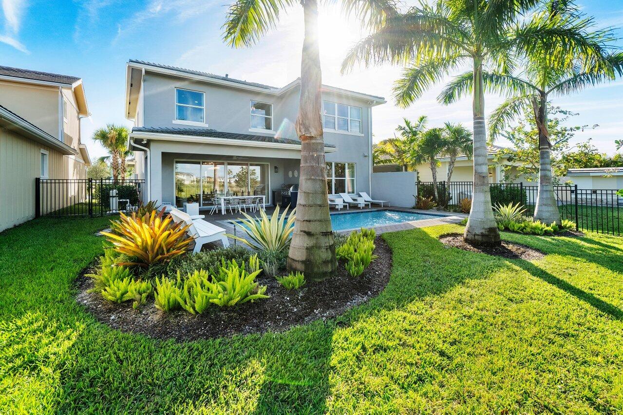 19227 Rolling Acrs Road Loxahatchee, FL 33470 - Photo 39 of 39 Backyard View