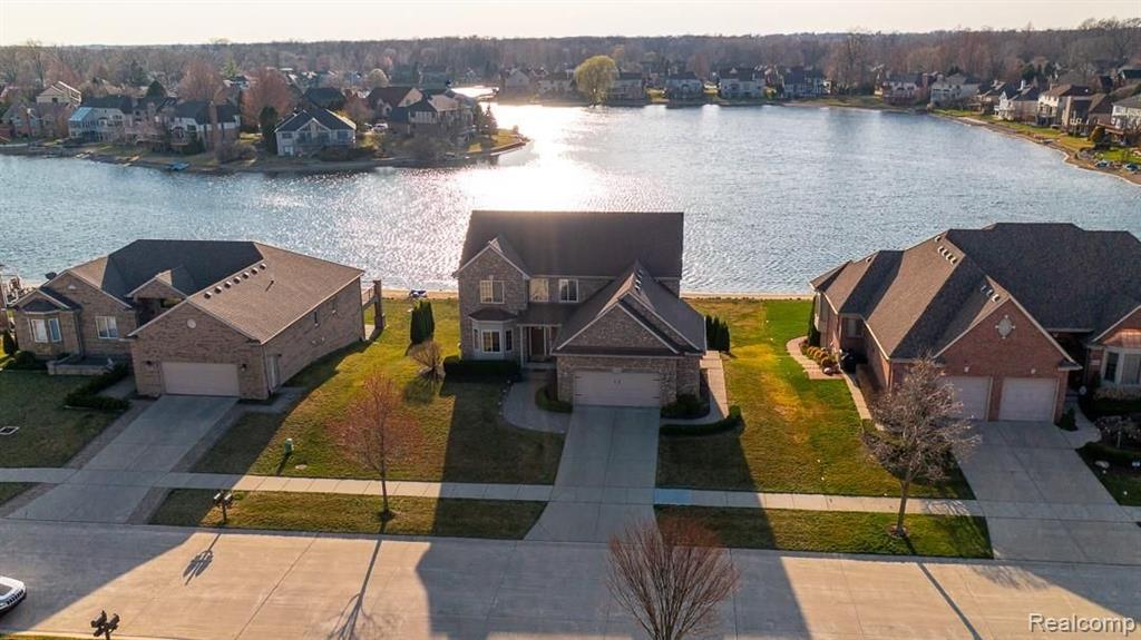 2168 East Shore Drive Rochester Hills, MI 48307 - Photo 31 of 52