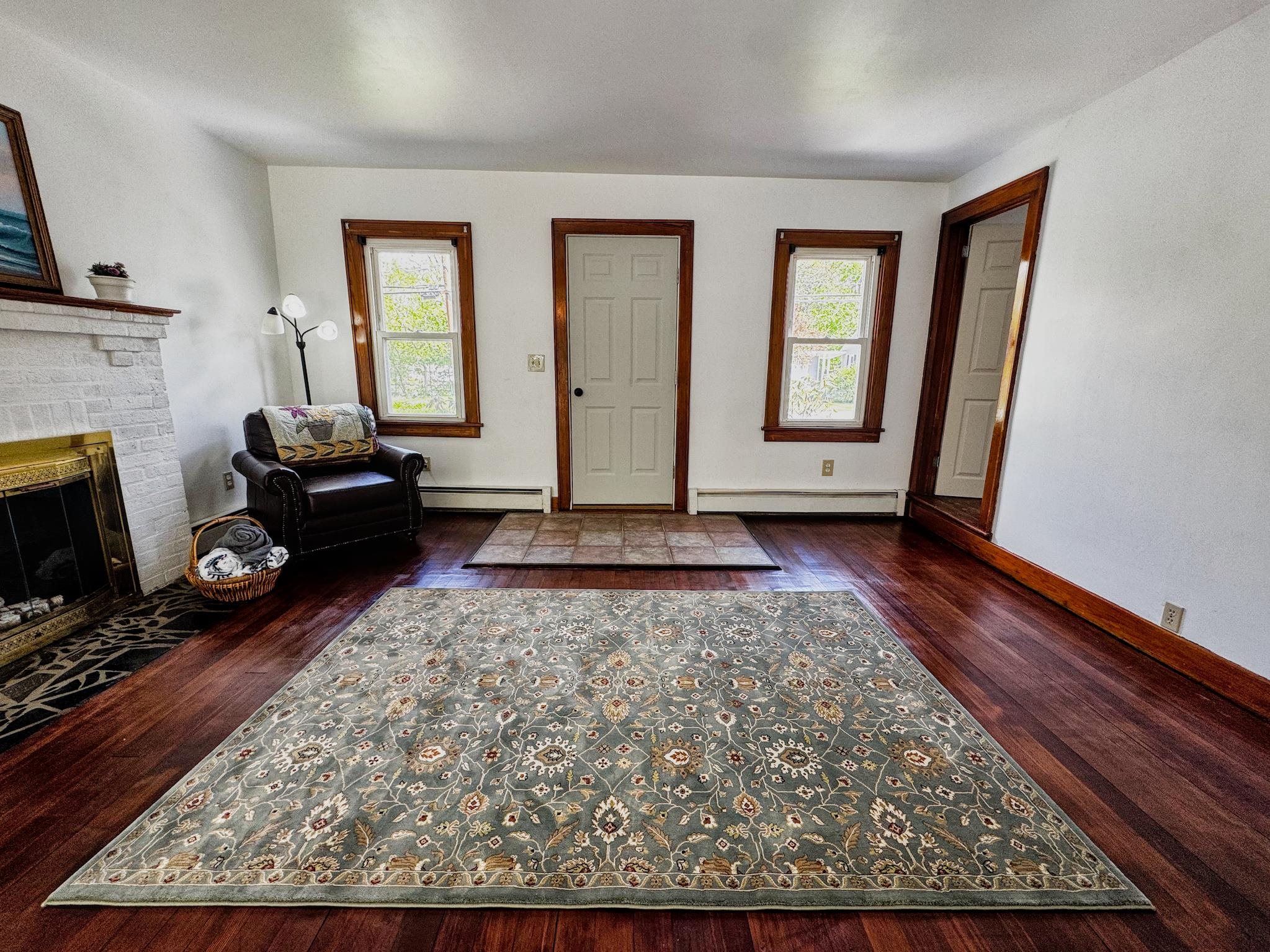 935 Gage Street Bennington, VT 05201 - Photo 4 of 44