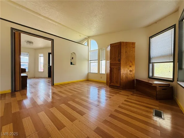 $377,700 | 190 Winnemucca Street, Baker, NV 89311