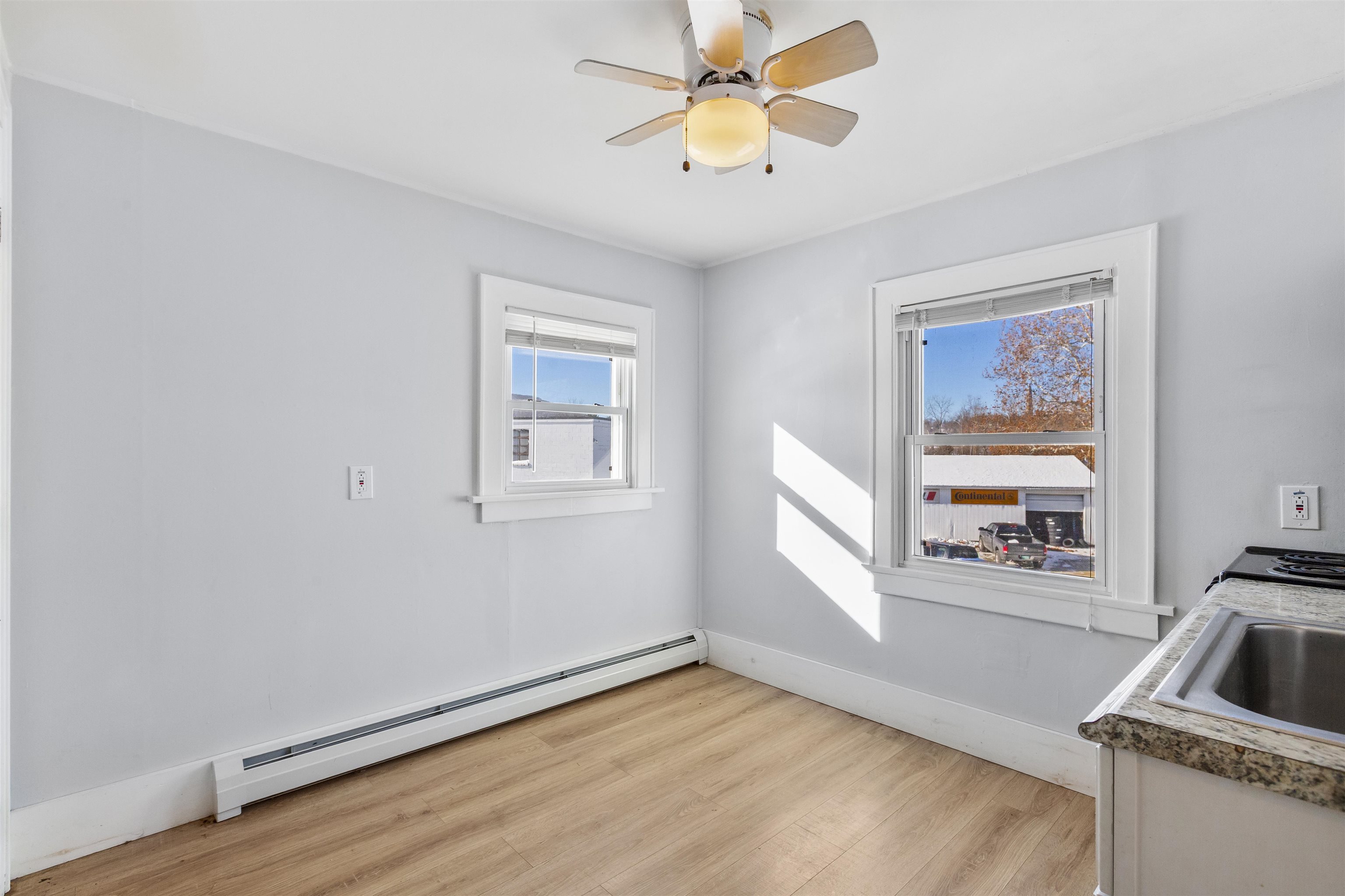 318 North Street Bennington, VT 05201 - Photo 15 of 32