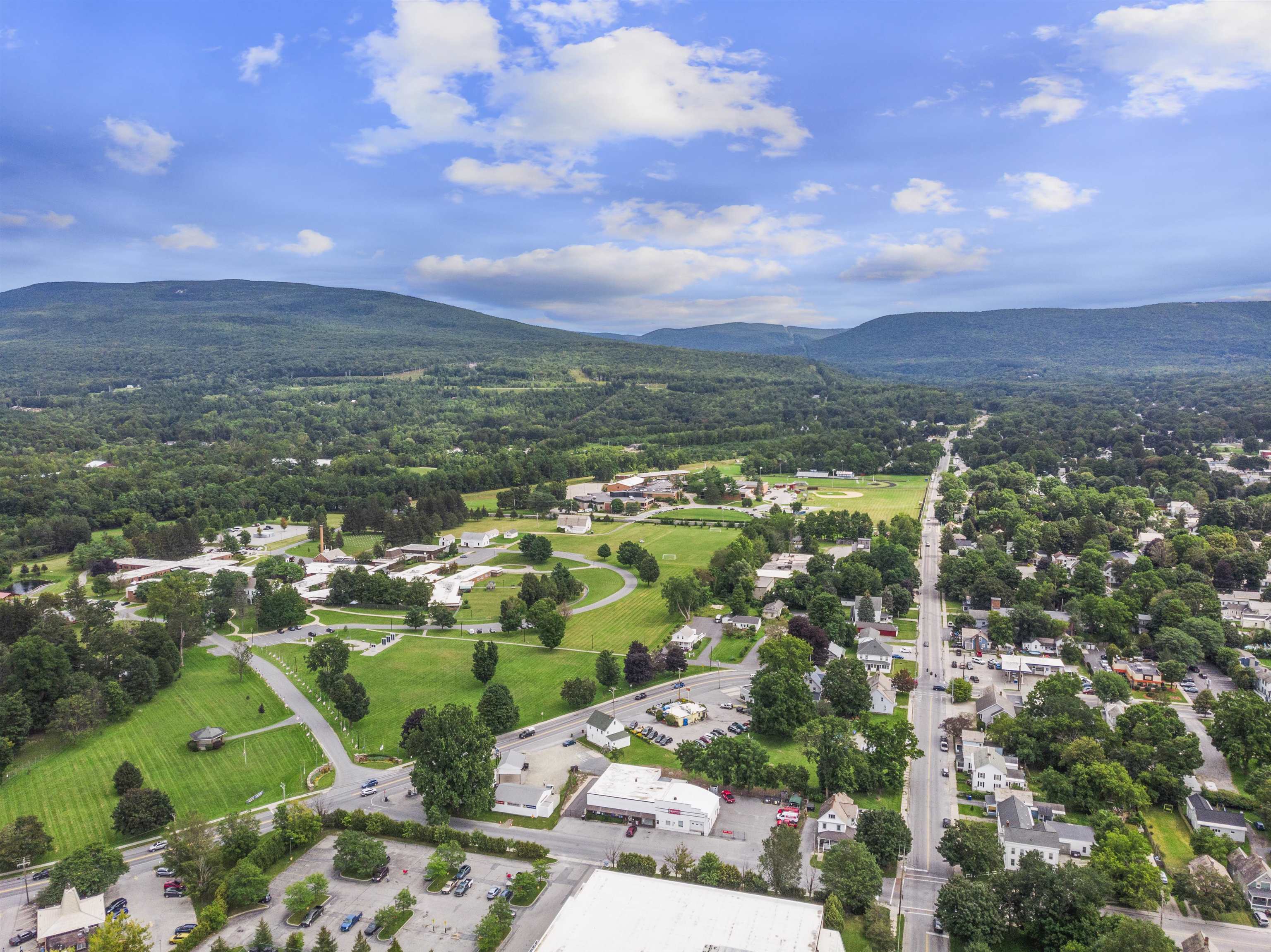 318 North Street Bennington, VT 05201 - Photo 29 of 32