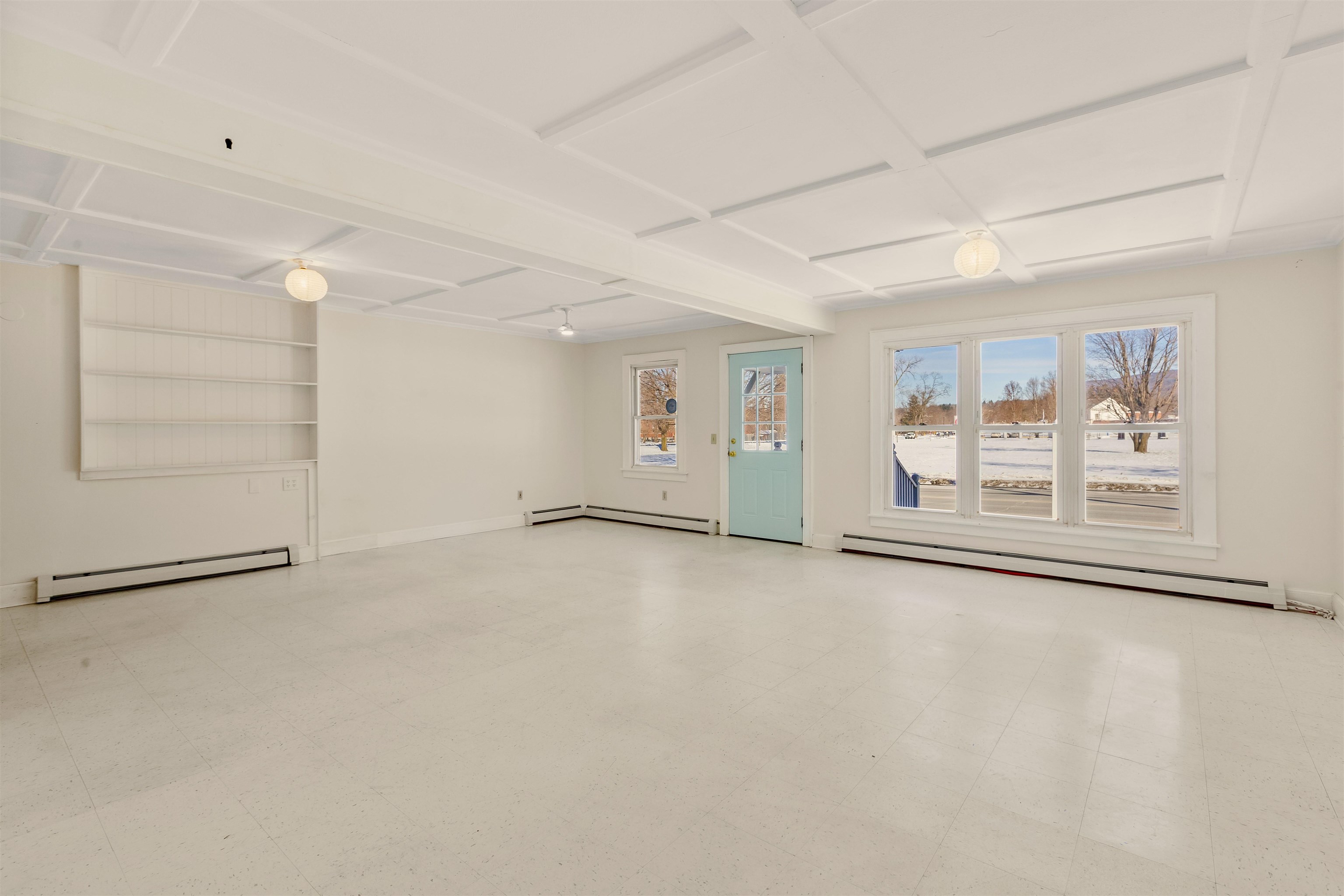 318 North Street Bennington, VT 05201 - Photo 5 of 32