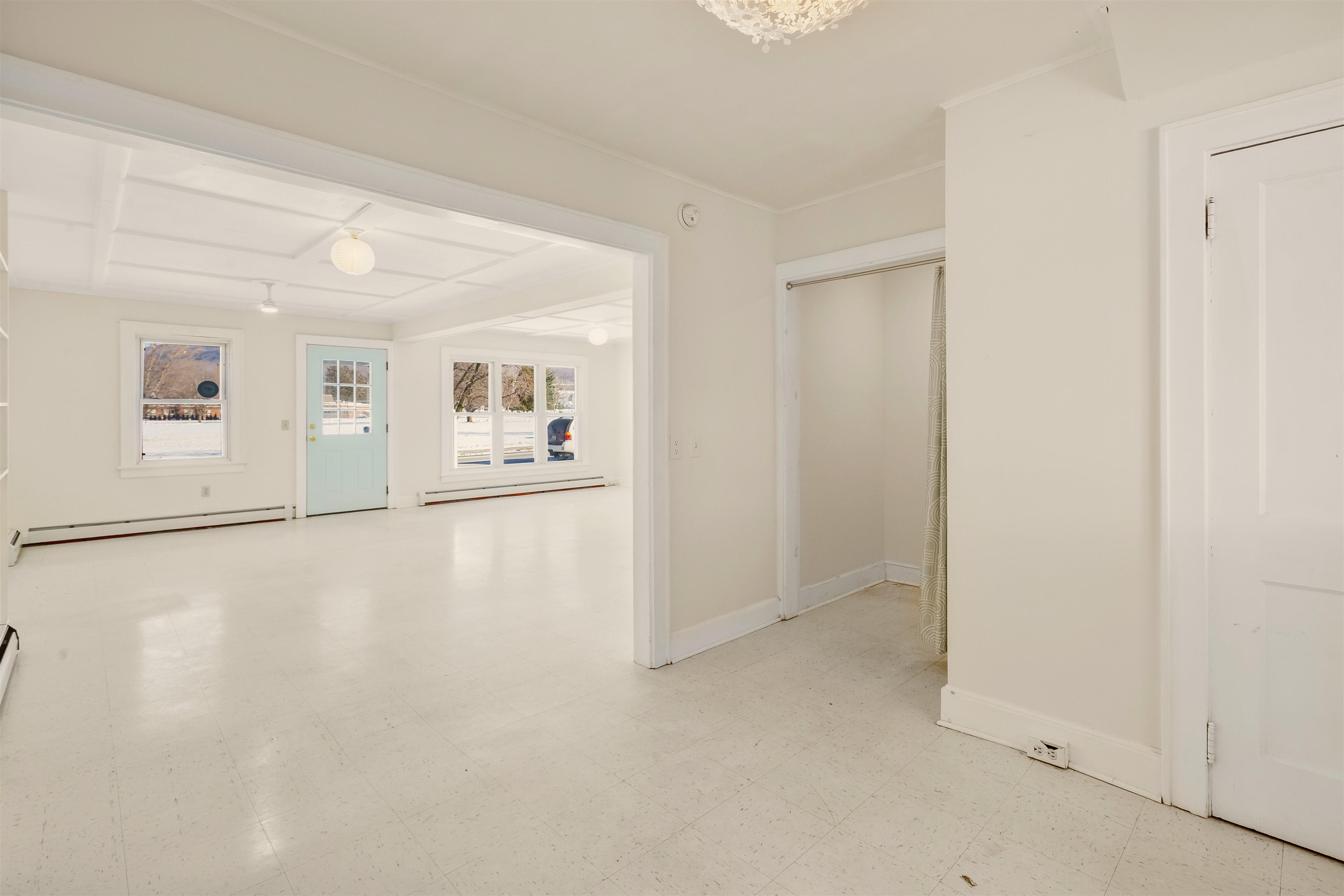 318 North Street Bennington, VT 05201 - Photo 7 of 32