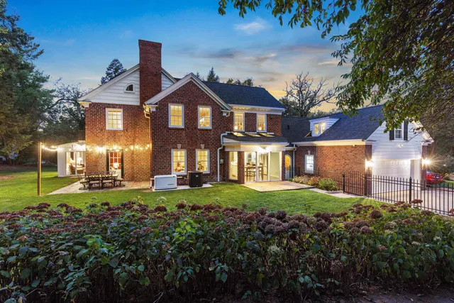 $699,900 | 3505 Brookview Road, Rockford, IL 61107