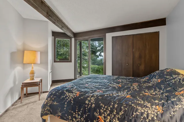 $389,000 | 404 Deerpath West, Unit D, Fontana, WI 53125