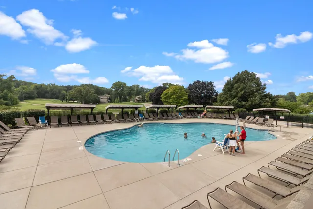 $389,000 | 404 Deerpath West, Unit D, Fontana, WI 53125