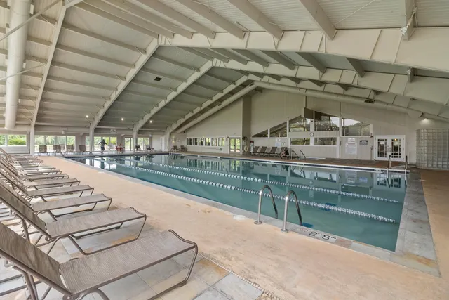 $389,000 | 404 Deerpath West, Unit D, Fontana, WI 53125