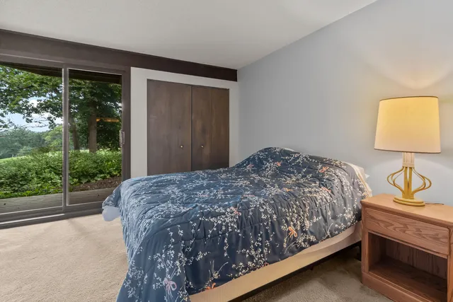 $389,000 | 404 Deerpath West, Unit D, Fontana, WI 53125