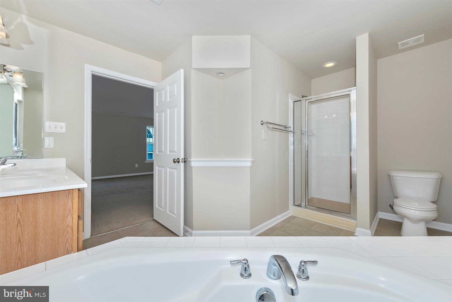 2124 Caisson Road Frederick, MD 21702 - Photo 18 of 29 Bath (Master)