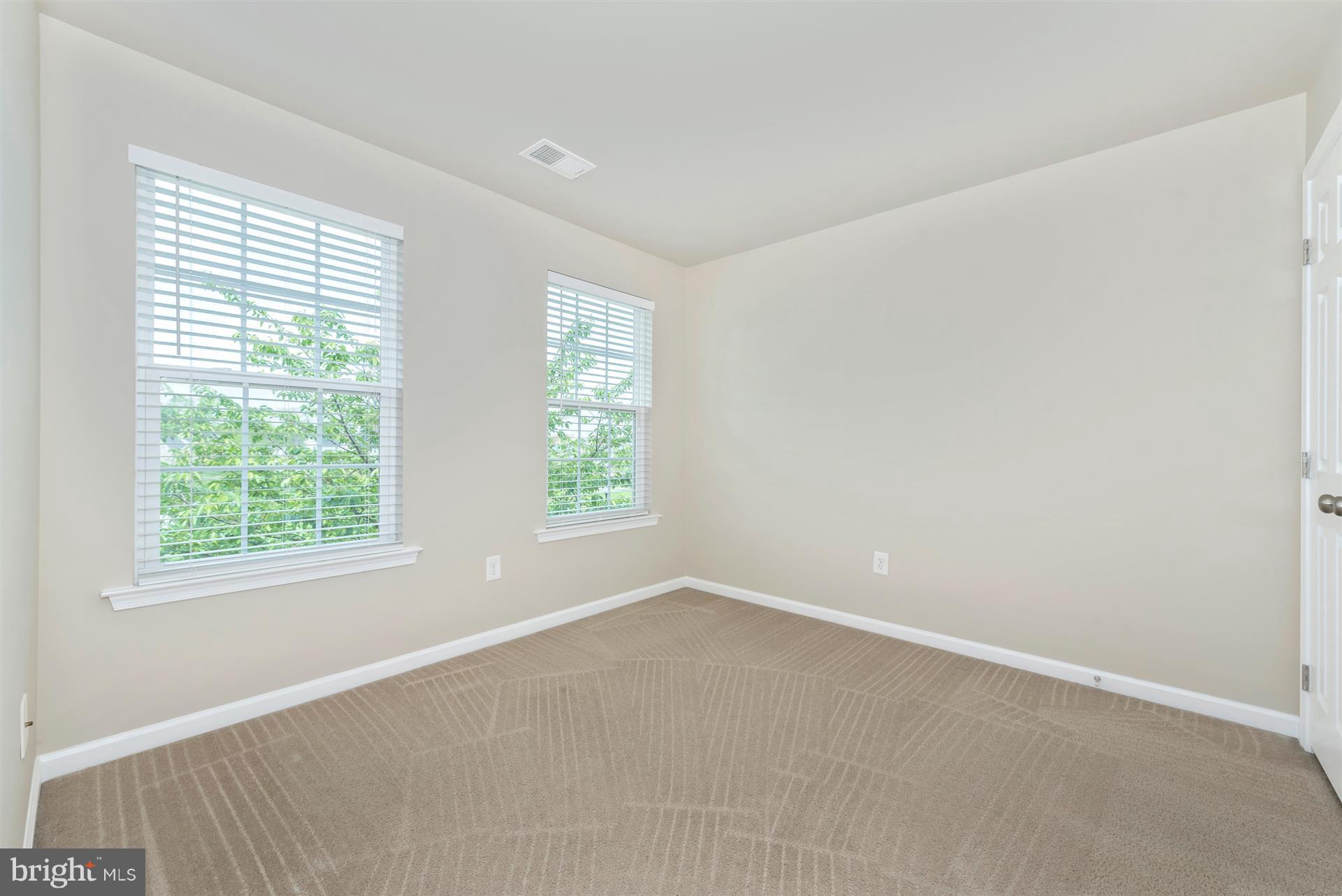 2124 Caisson Road Frederick, MD 21702 - Photo 22 of 29 Bedroom