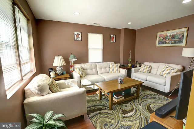 $325,000 | 5014 Leroy Gorham Drive, Capitol Heights, MD 20743