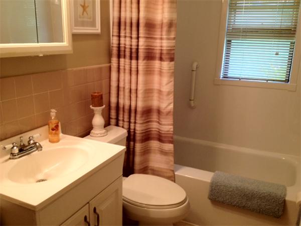 6 Murdoch Road Natick, MA 01760 - Photo 11 of 19 Gallery Image 11