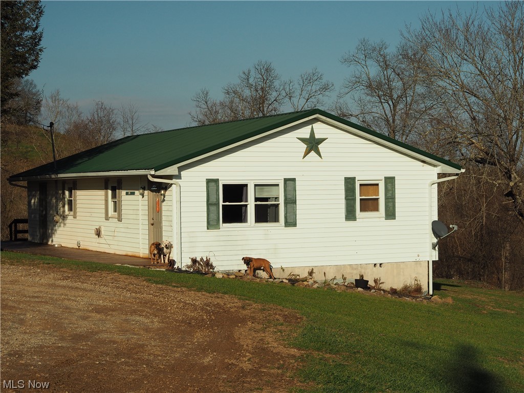 209 Payne Ridge Road Amma, WV 25005 - Photo 16 of 26