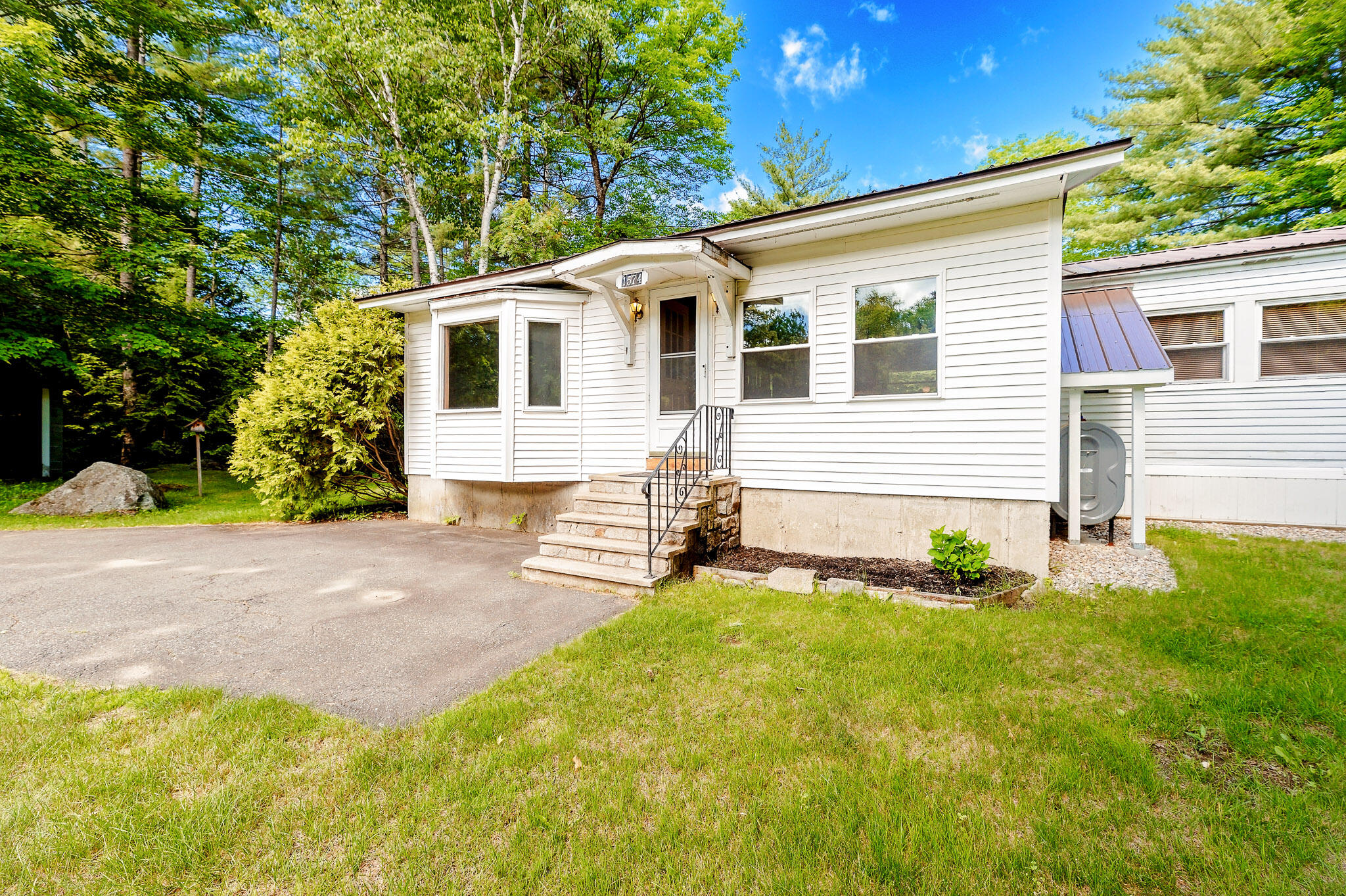 1574 Roxbury Road Roxbury, ME 04275 - Photo 23 of 80