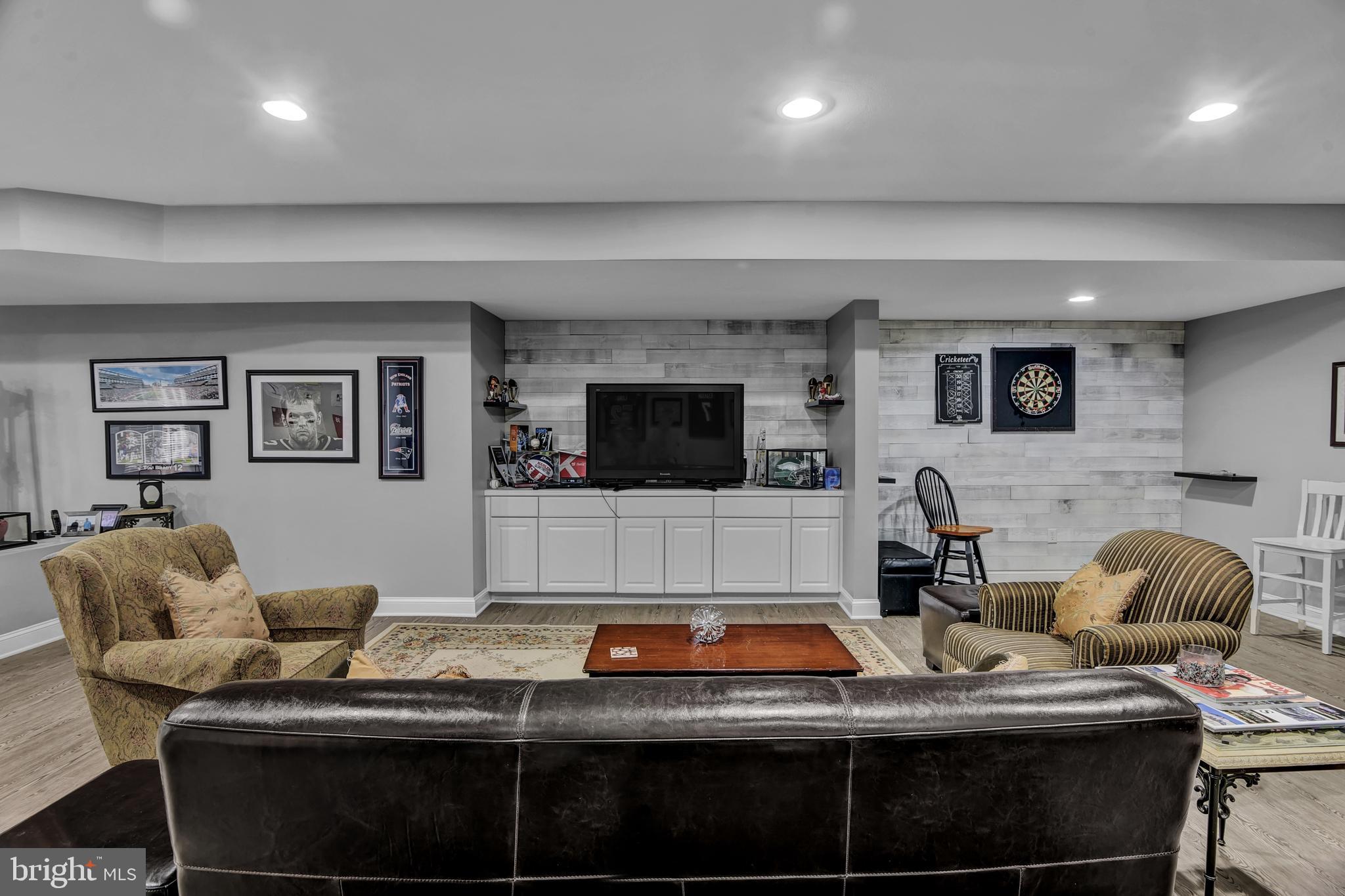 15321 Riding Club Drive Haymarket, VA 20169 - Photo 60 of 98 Custom built-ins