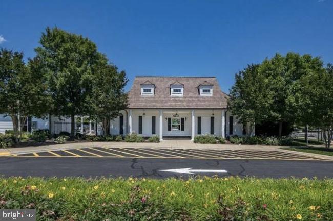 15321 Riding Club Drive Haymarket, VA 20169 - Photo 95 of 98 Outdoor pool entrance- one of two