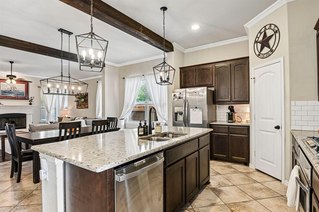 1832 Rio Costilla Road Fort Worth, TX 76131 - Photo 10 of 30