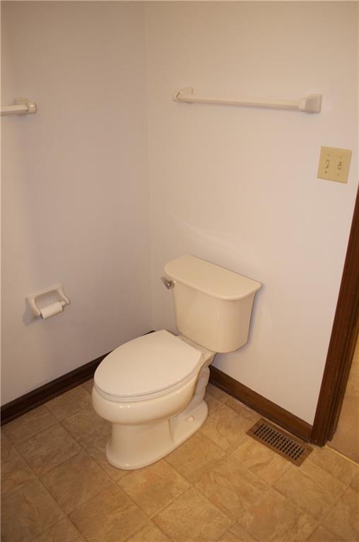 4832 Guion Road Indianapolis, IN 46254 - Photo 17 of 26 Gallery Image 17