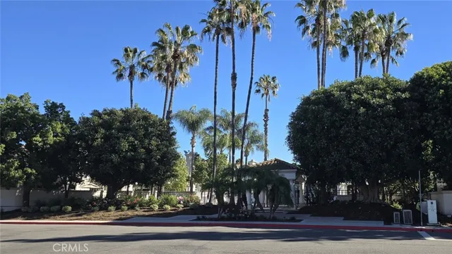 $3,900 | 50 Almador, Irvine, CA 92614