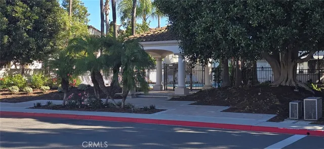 $3,900 | 50 Almador, Irvine, CA 92614