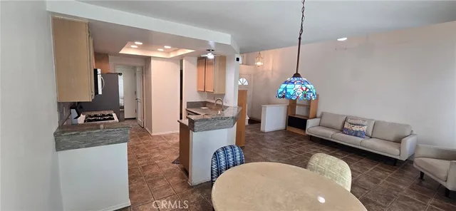 $3,900 | 50 Almador, Irvine, CA 92614