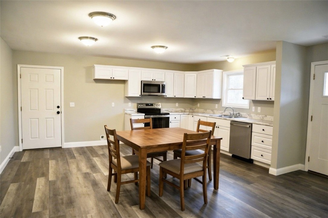 106 Simpson Street Westminster, SC 29693 - Photo 8 of 29 virtual staging