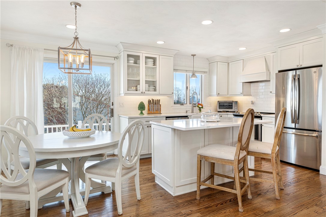 6 Jenkins Street Bristol, RI 02809 - Photo 1 of 36
