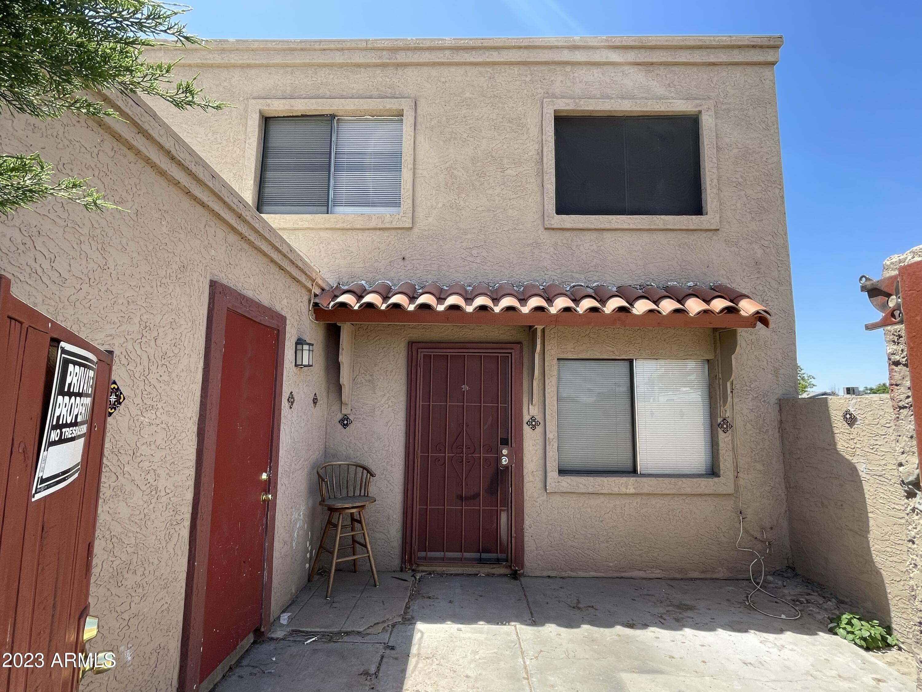 4025 West Wonderview Road Phoenix, AZ 85019 - Photo 3 of 27 IMG_6837