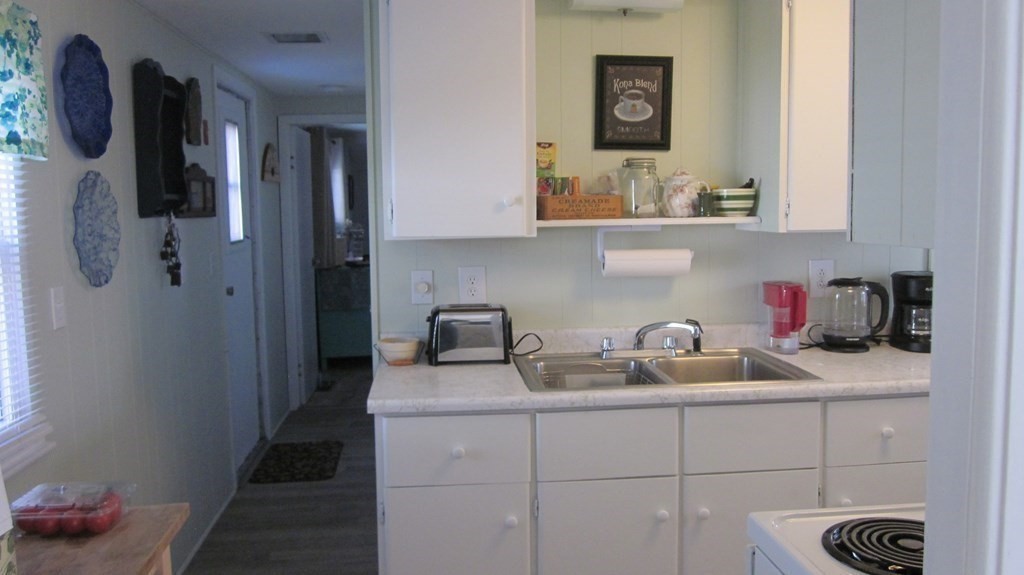 65 Timber Lane Wareham, MA 02576 - Photo 11 of 19 Gallery Image 11