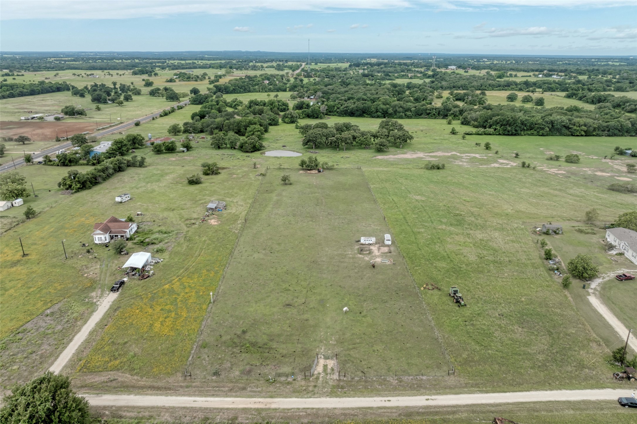 921 9th Street Lexington, TX 78947 - Photo 10 of 18