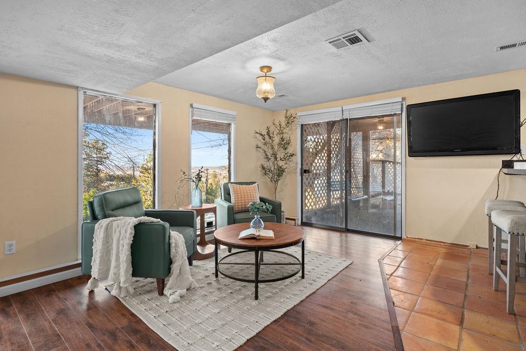 1611 South Carnahan Road Spokane, WA 99212 - Photo 14 of 24