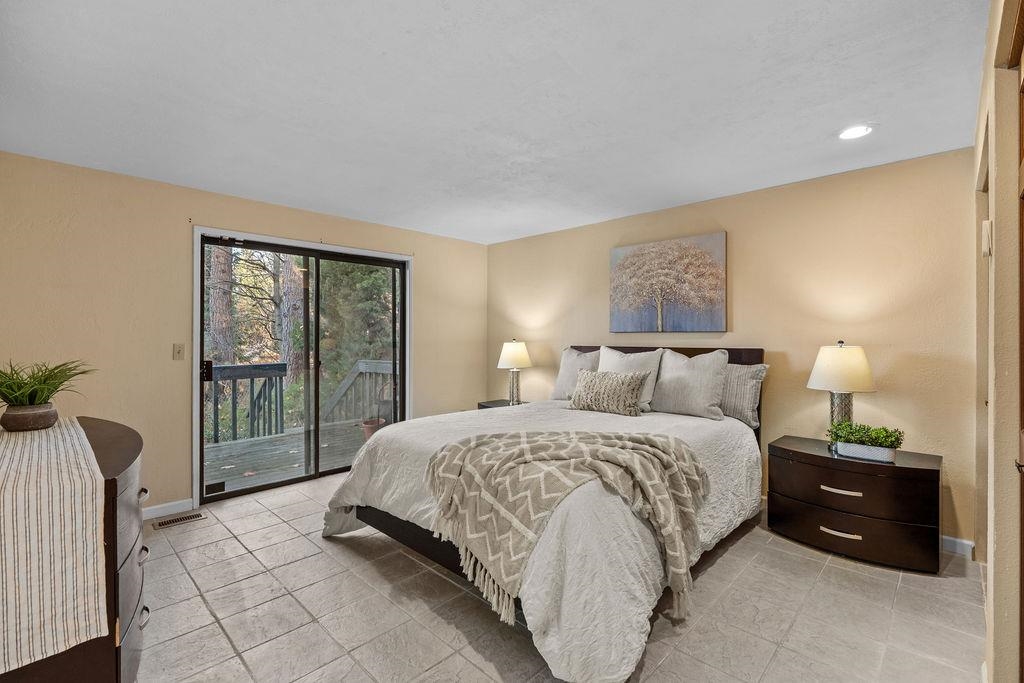 1611 South Carnahan Road Spokane, WA 99212 - Photo 9 of 24