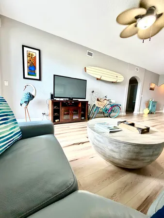 $2,200 | 112 Bayfront Drive, Boynton Beach, FL 33435
