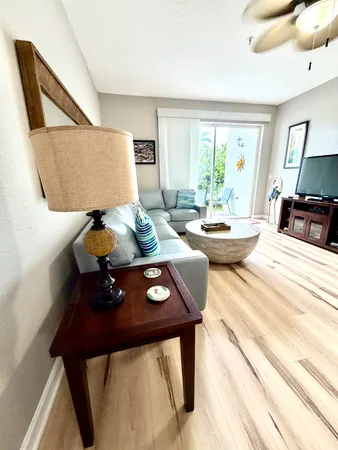 $2,200 | 112 Bayfront Drive, Boynton Beach, FL 33435