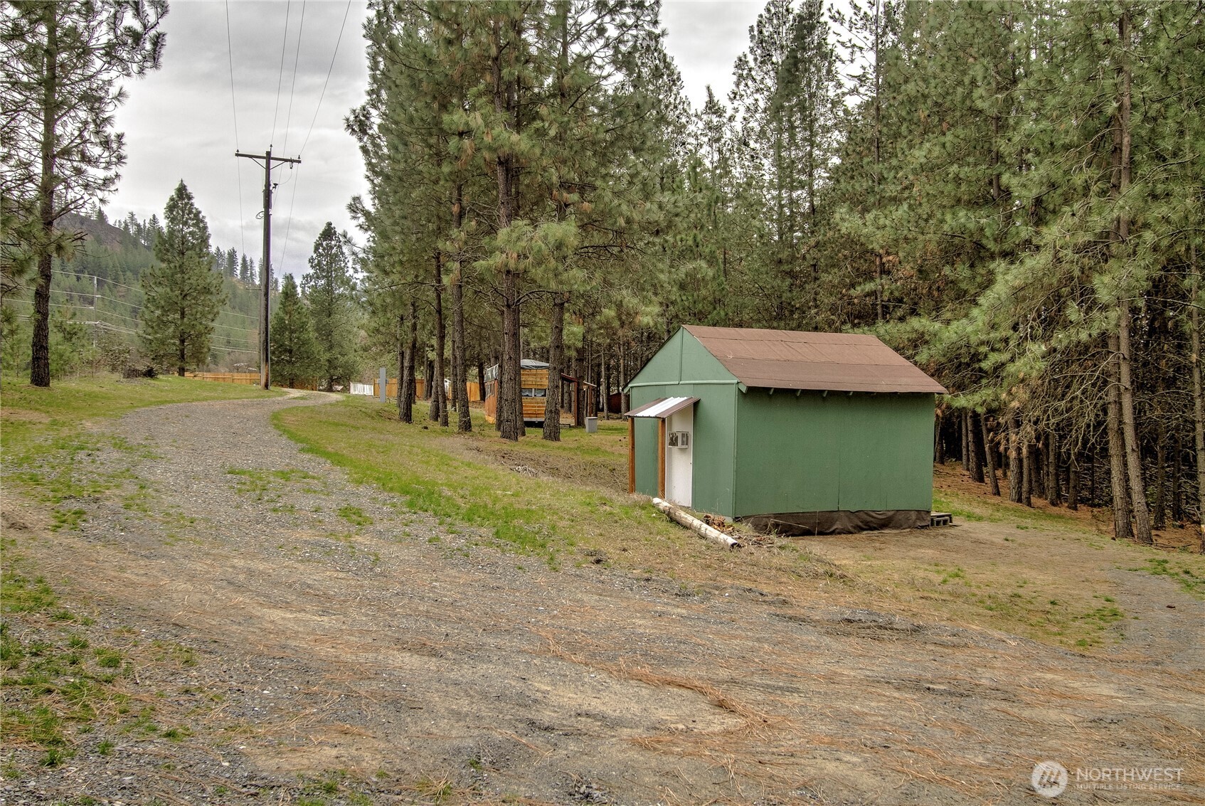 1274 Peachcrest Road, Unit F Kettle Falls, WA 99141 - Photo 10 of 24