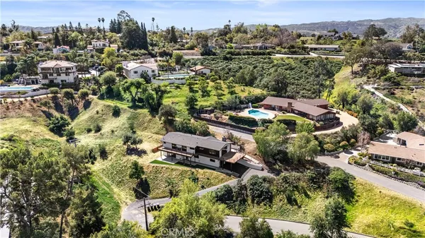 $1,190,000 | 1909 Canyon Road, Redlands, CA 92373