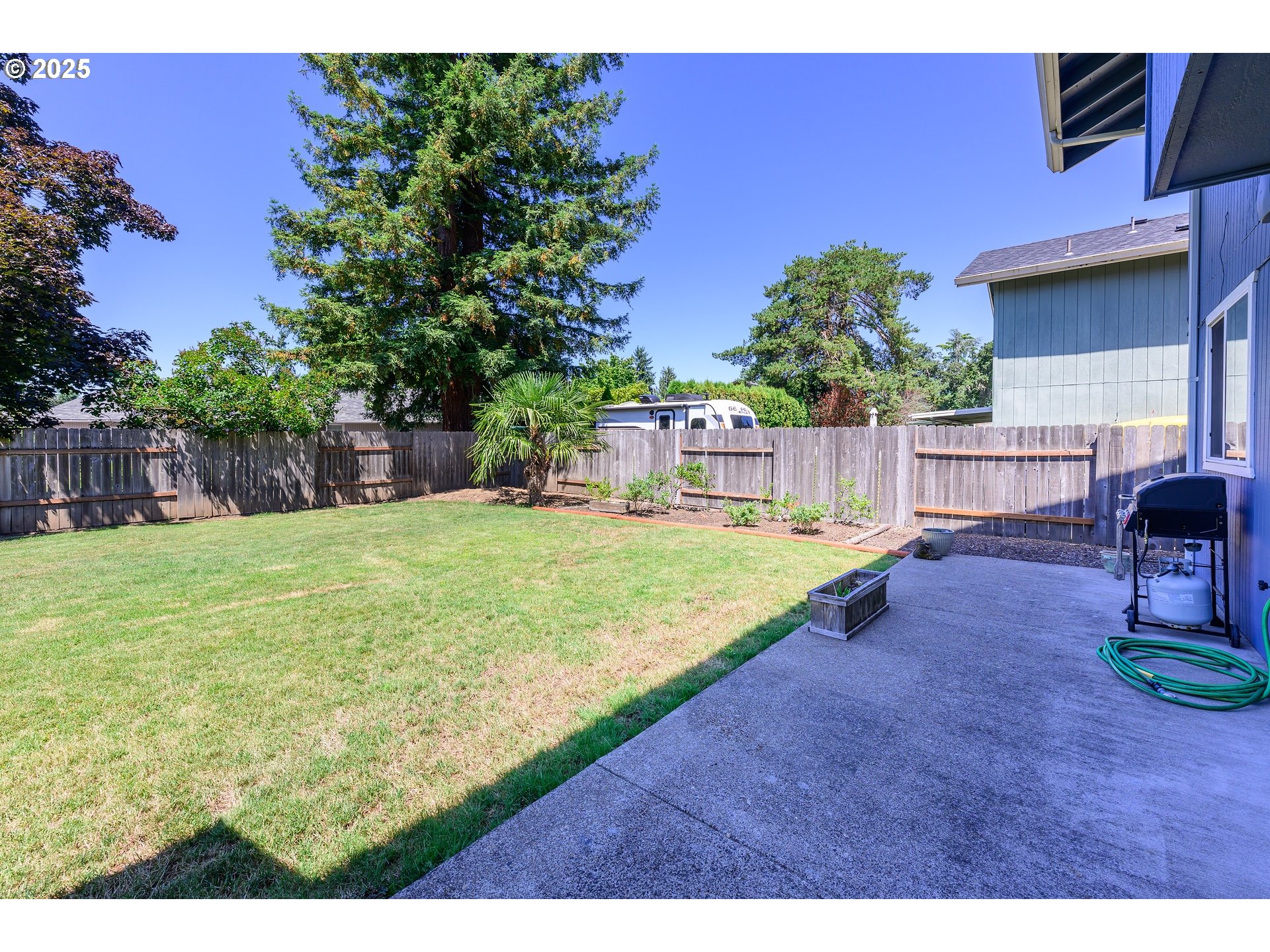 446 71st Street Springfield, OR 97478 - Photo 27 of 31