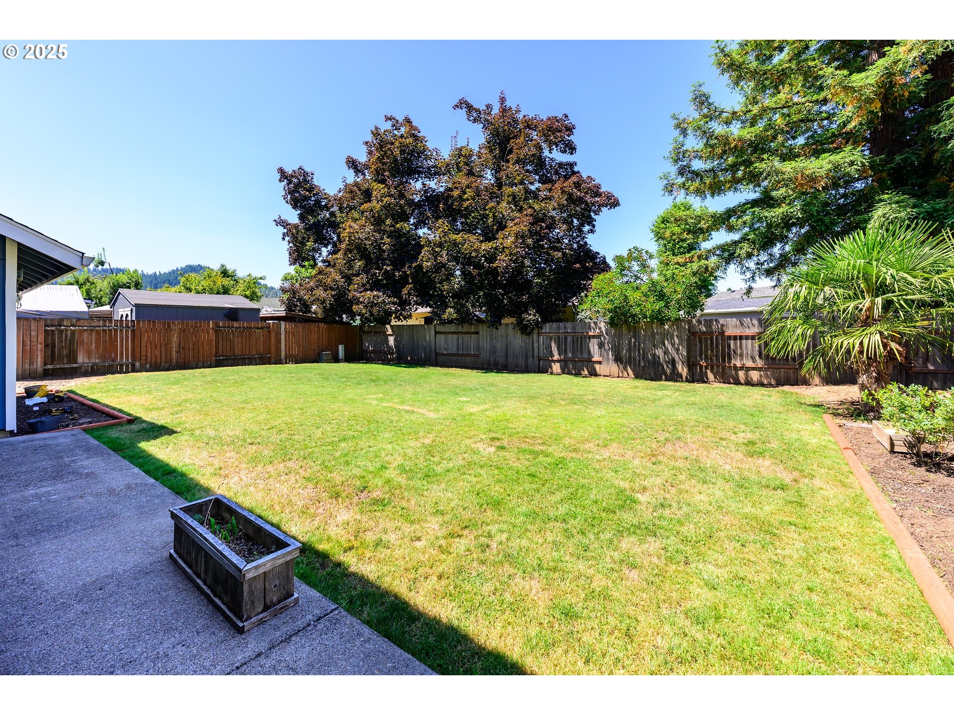446 71st Street Springfield, OR 97478 - Photo 28 of 31